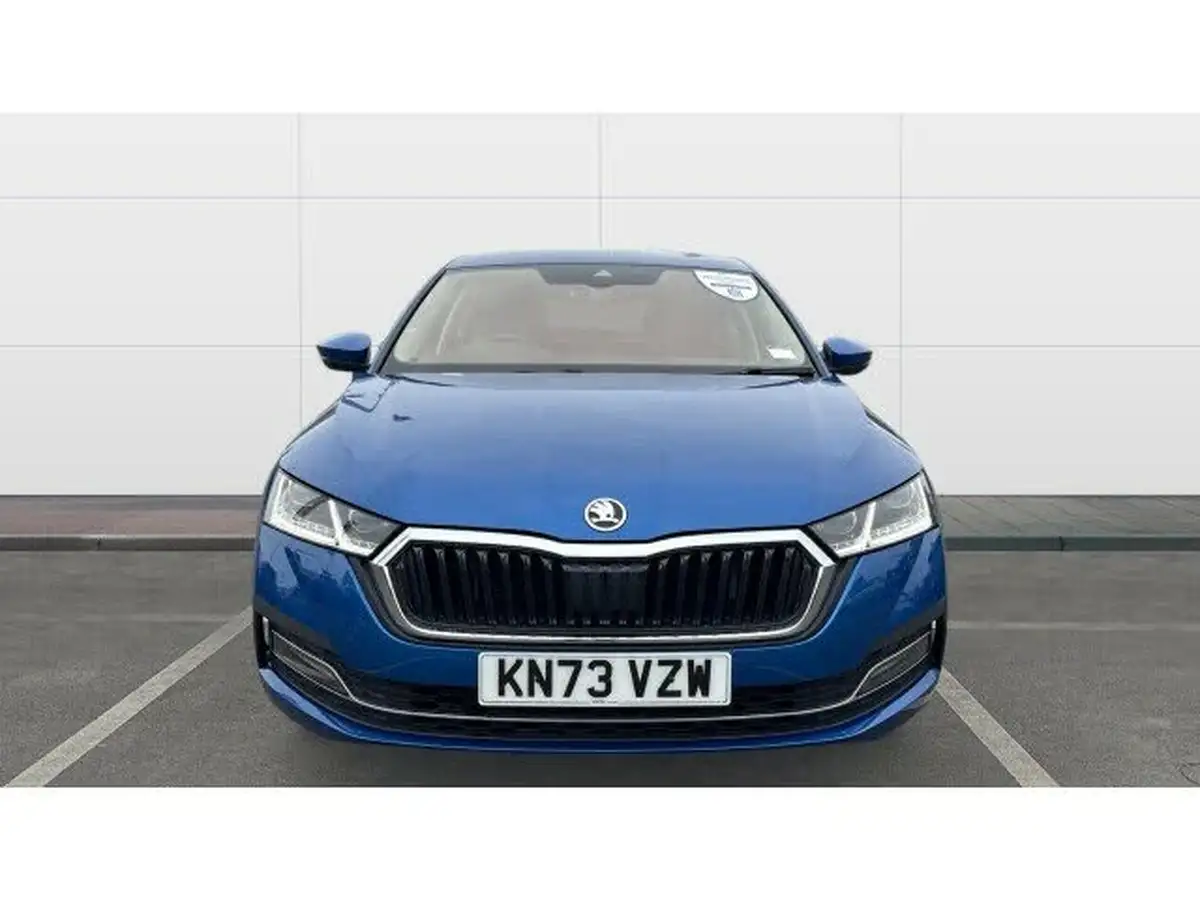2023-skoda-octavia-15-tsi-e-tec-se-l-hatchback-big-2