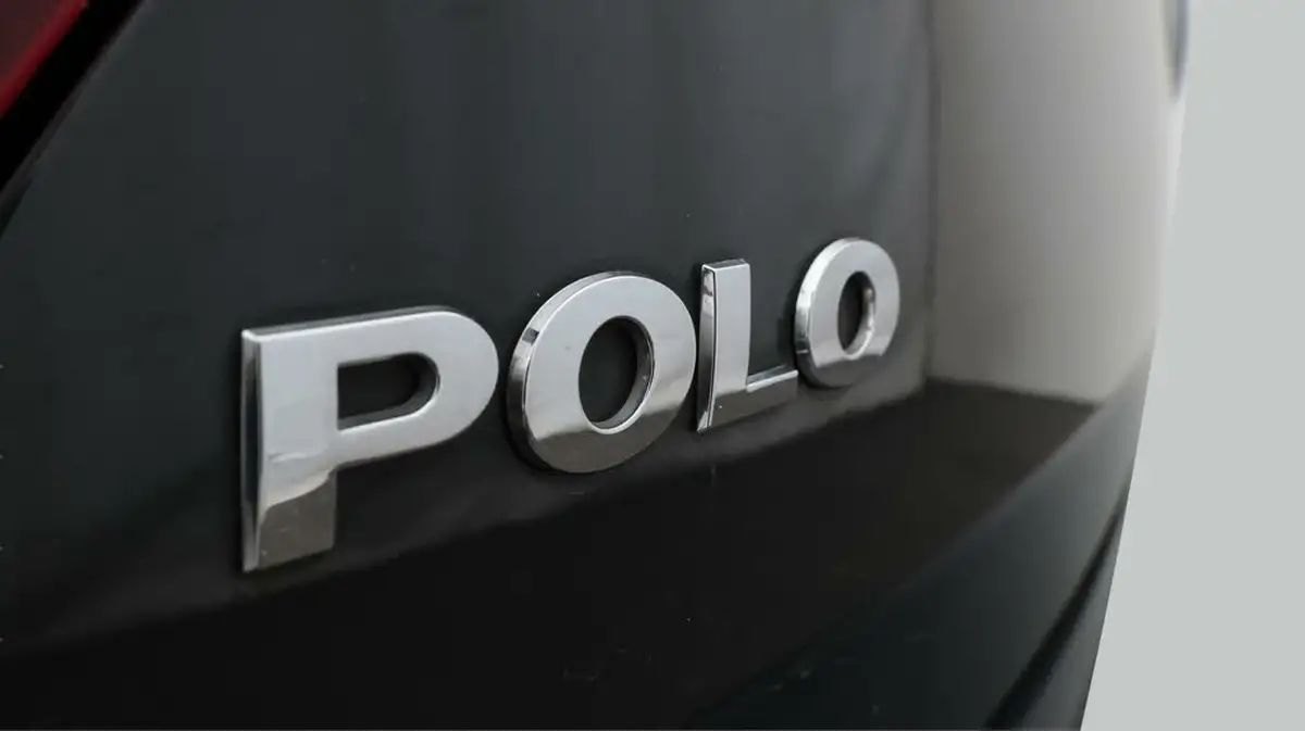 2020-volkswagen-polo-10-tsi-match-big-20
