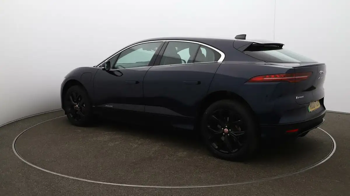 2021-jaguar-i-pace-ev400-hse-big-35