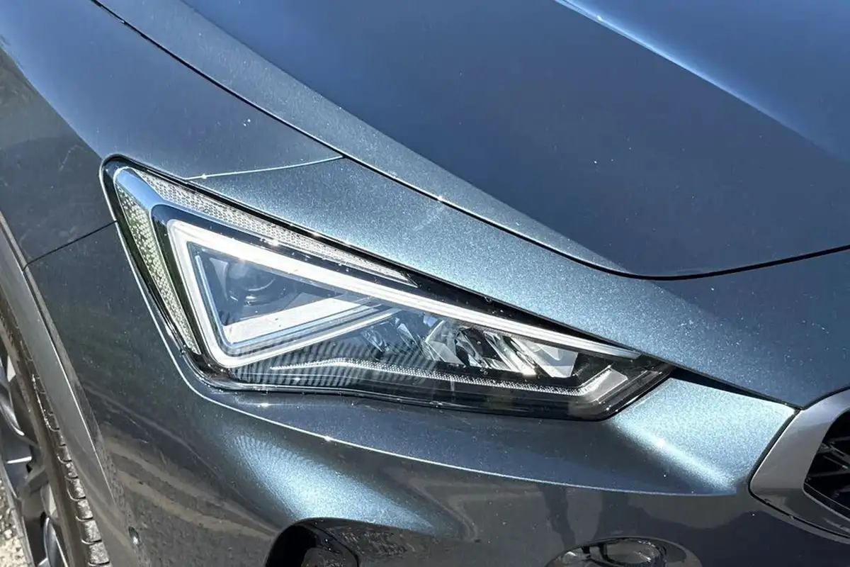 2022-cupra-formentor-20-tsi-vz2-310ps-4drive-big-24