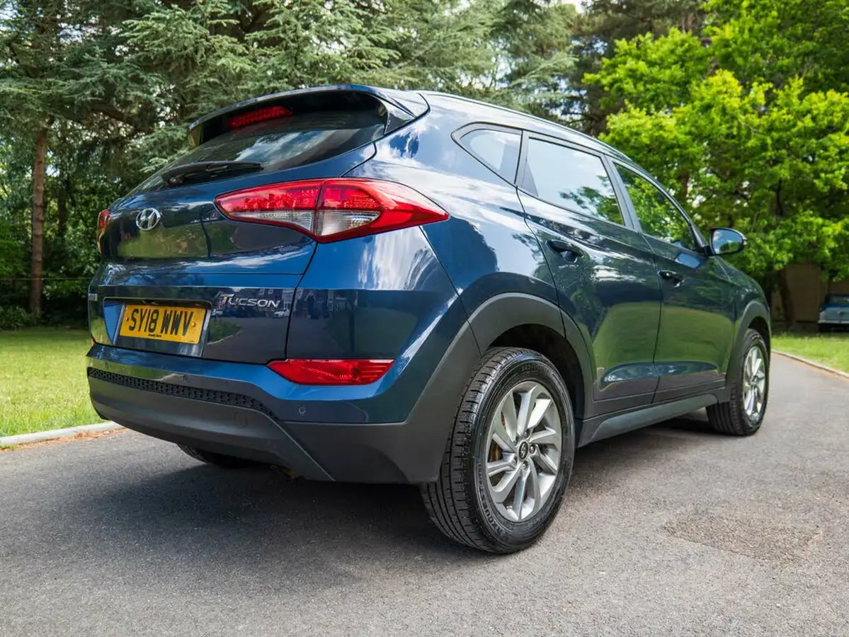 2018-hyundai-tucson-17crdi-blue-drive-se-nav-116ps-big-23