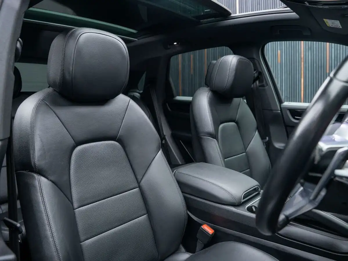 2020-porsche-cayenne-30-v6-station-wagon-big-30