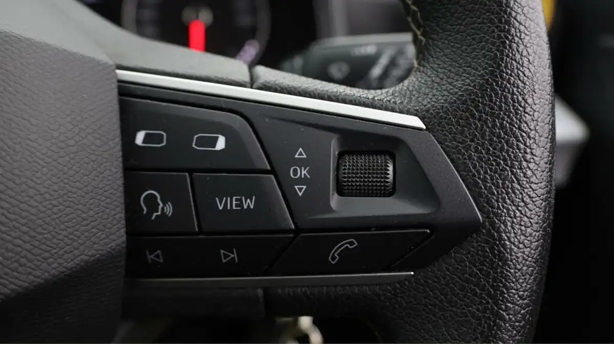 2023-seat-arona-10-tsi-evo-se-technology-big-22