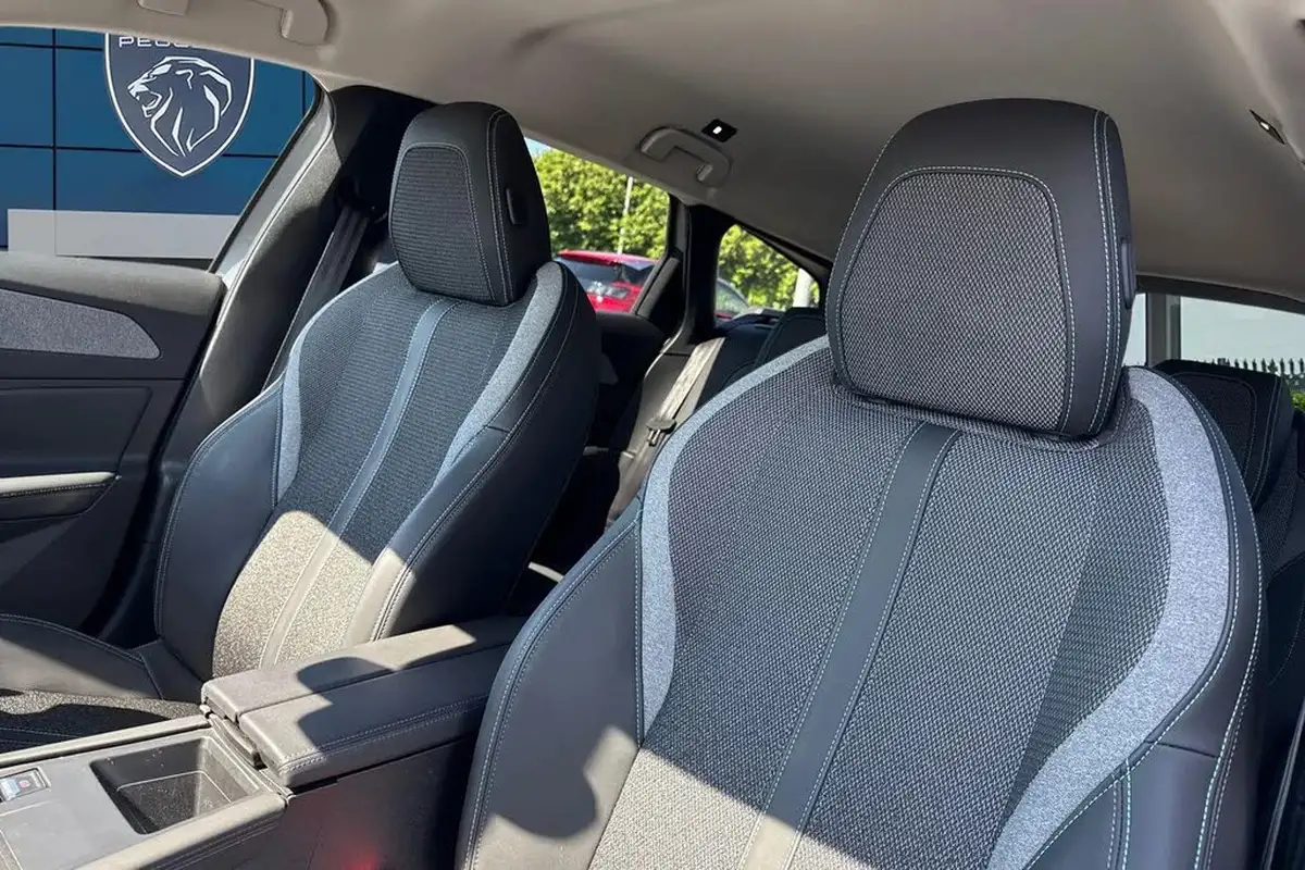 2024-peugeot-308-sw-12-puretech-allure-130ps-ss-eat8-big-15