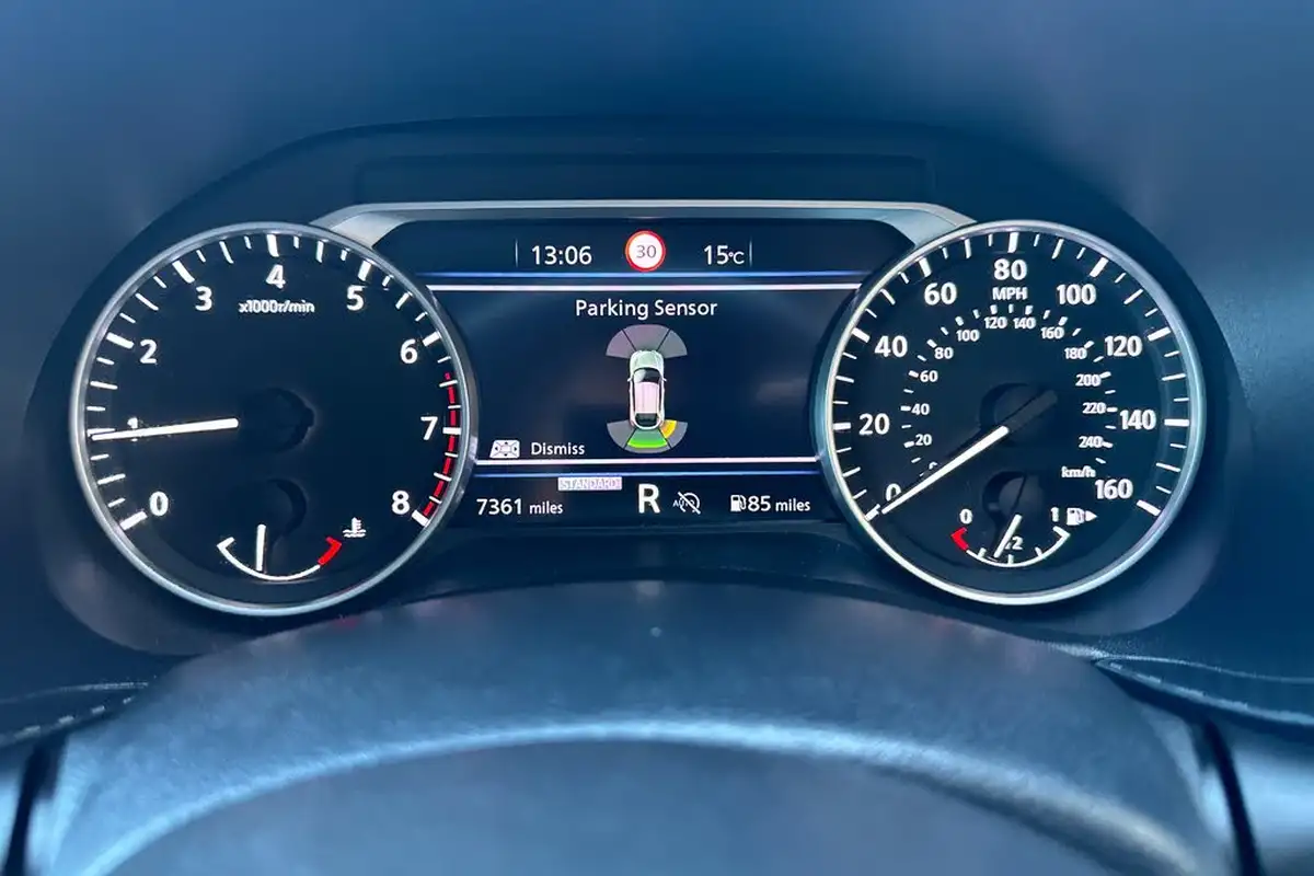 2024-nissan-juke-10-dig-t-n-connecta-dct-big-35