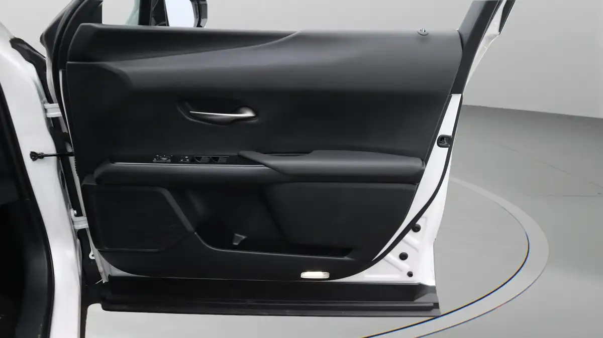 2021-lexus-ux-250h-20-ux-184bhp-without-navigation-big-15