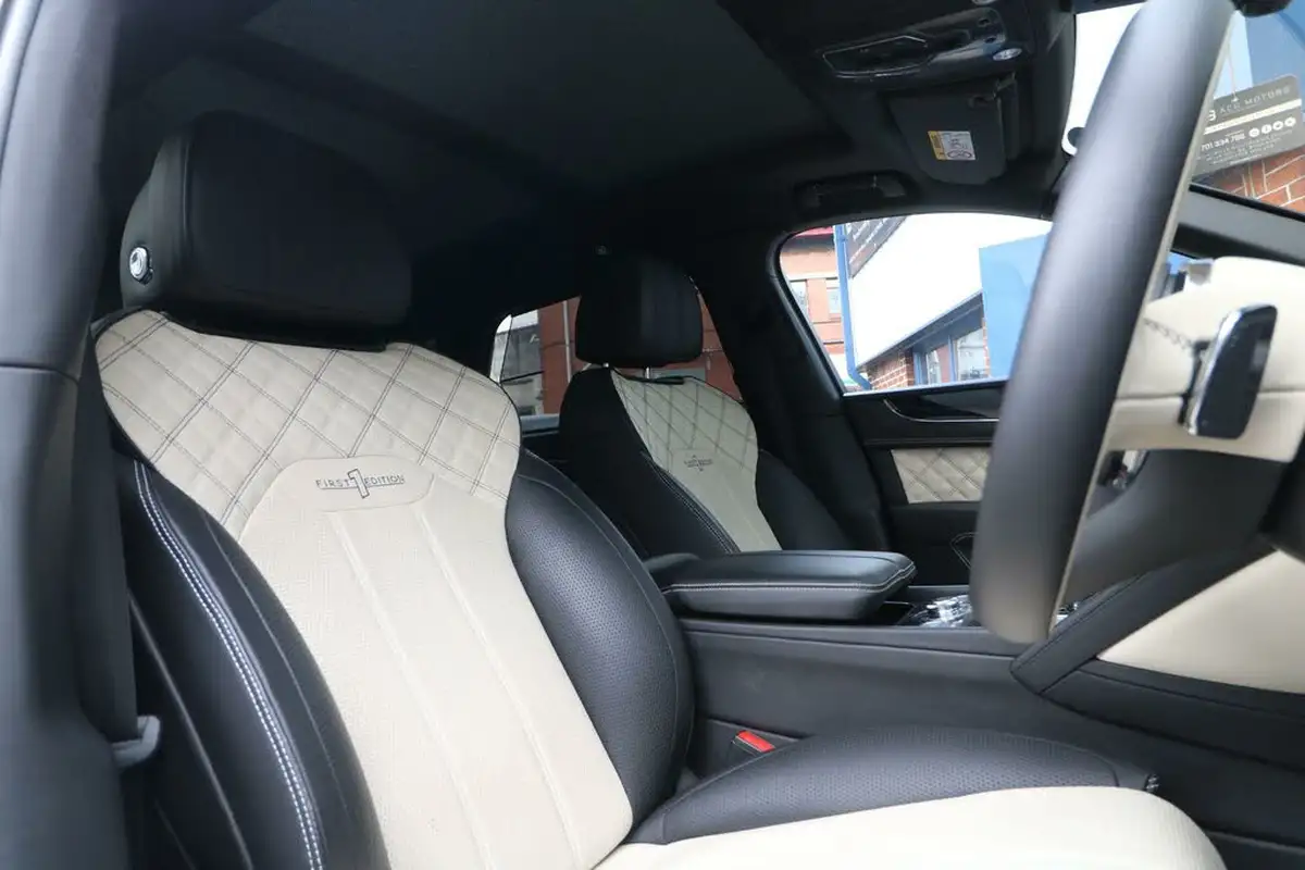 2022-bentley-bentayga-big-6