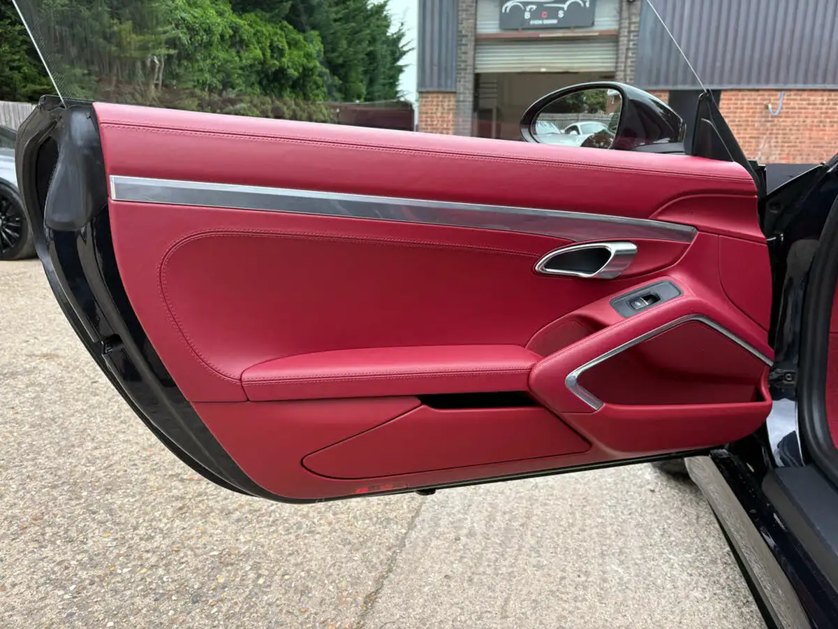 2018-porsche-cayman-718-25-cayman-s-ss-pdk-big-29
