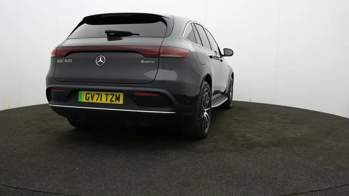 2022-mercedes-benz-eqc-e-eqc-400-amg-line-big-73