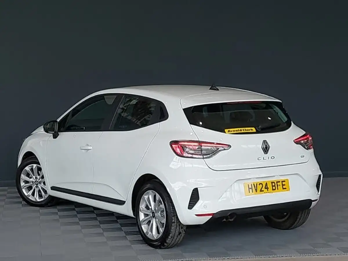 2024-renault-clio-10-tce-evolution-big-1