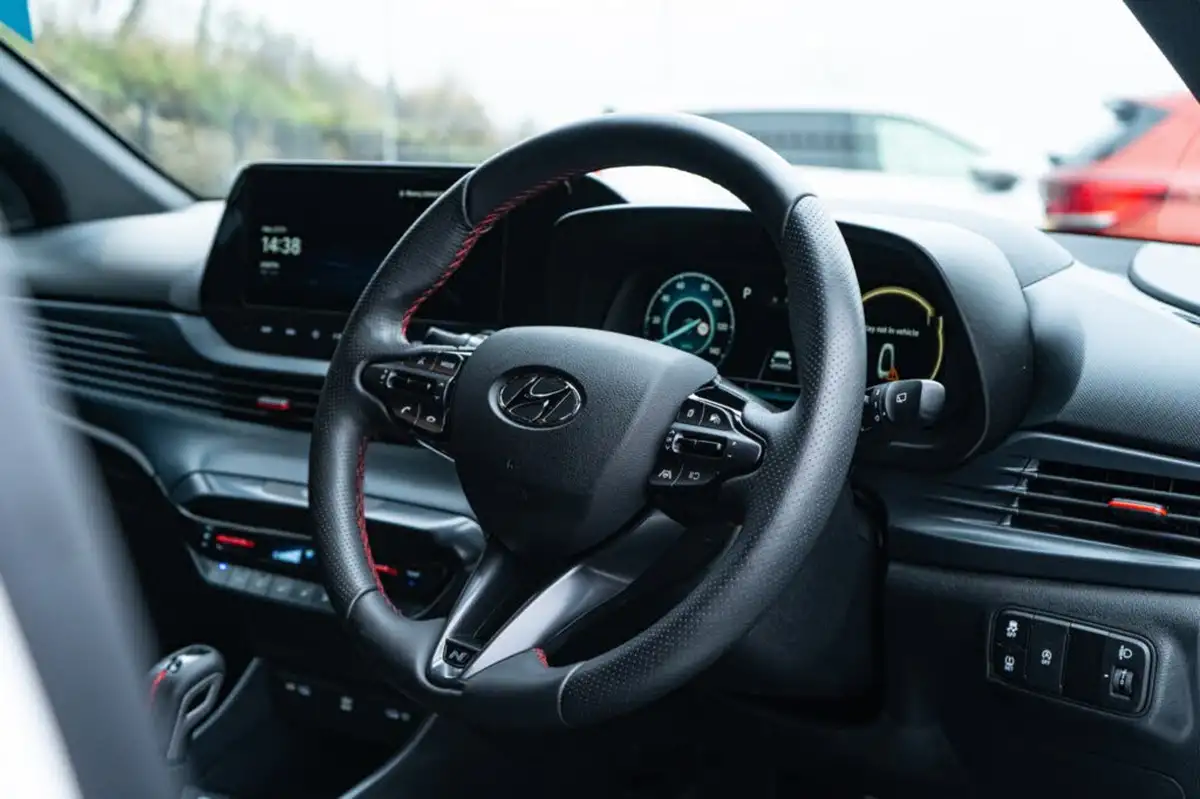 2023-hyundai-i20-10-t-gdi-n-line-dct-big-16