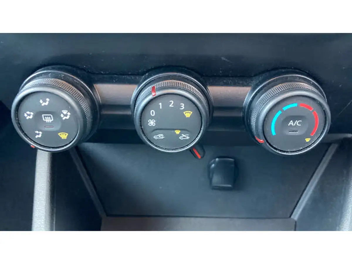 2021-dacia-duster-10-tce-comfort-90bhp-station-wagon-5d-big-22