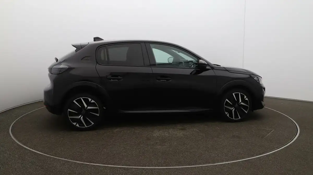 2024-peugeot-208-12-puretech-gt-100ps-big-49