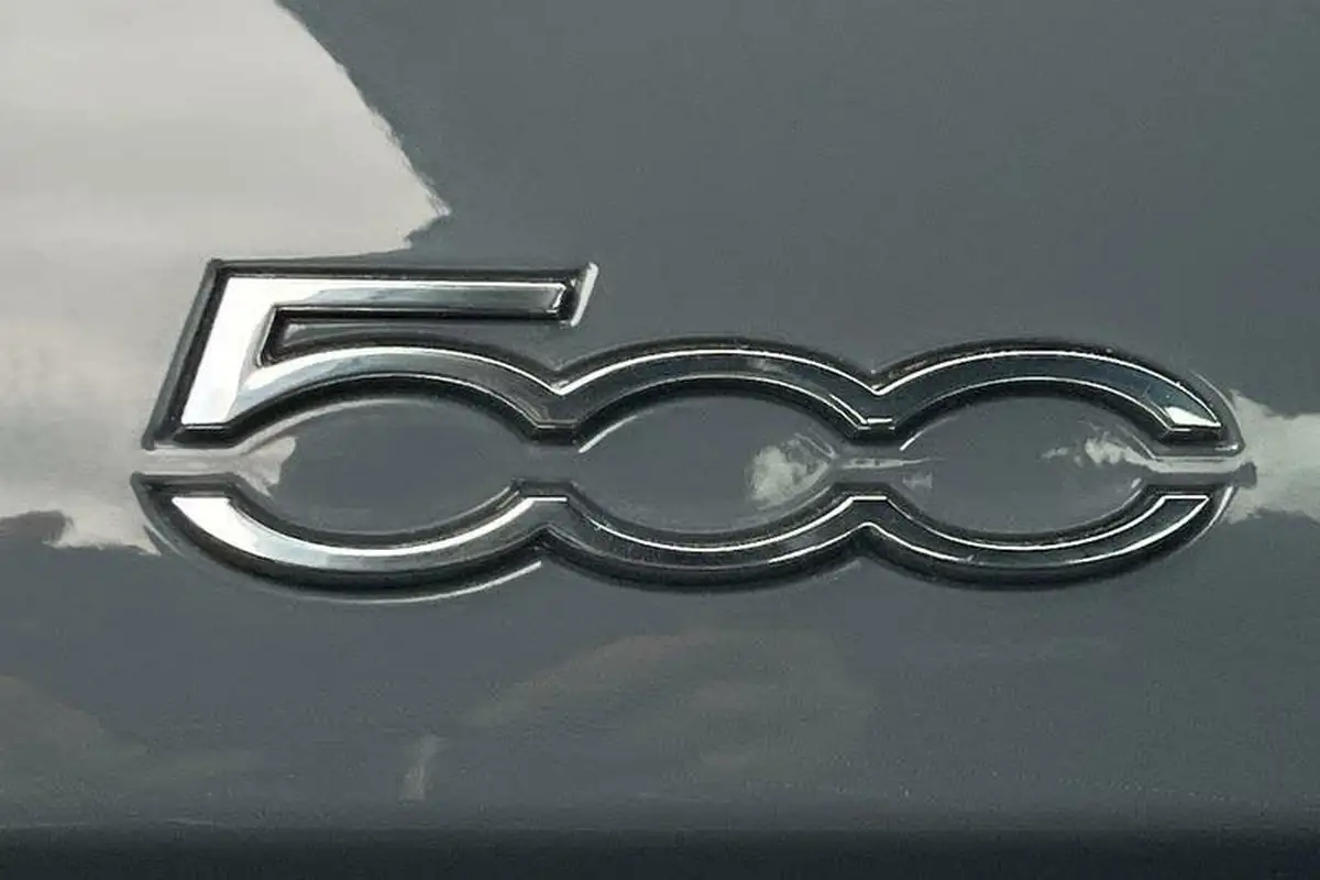 2019-fiat-500-12-sport-big-39