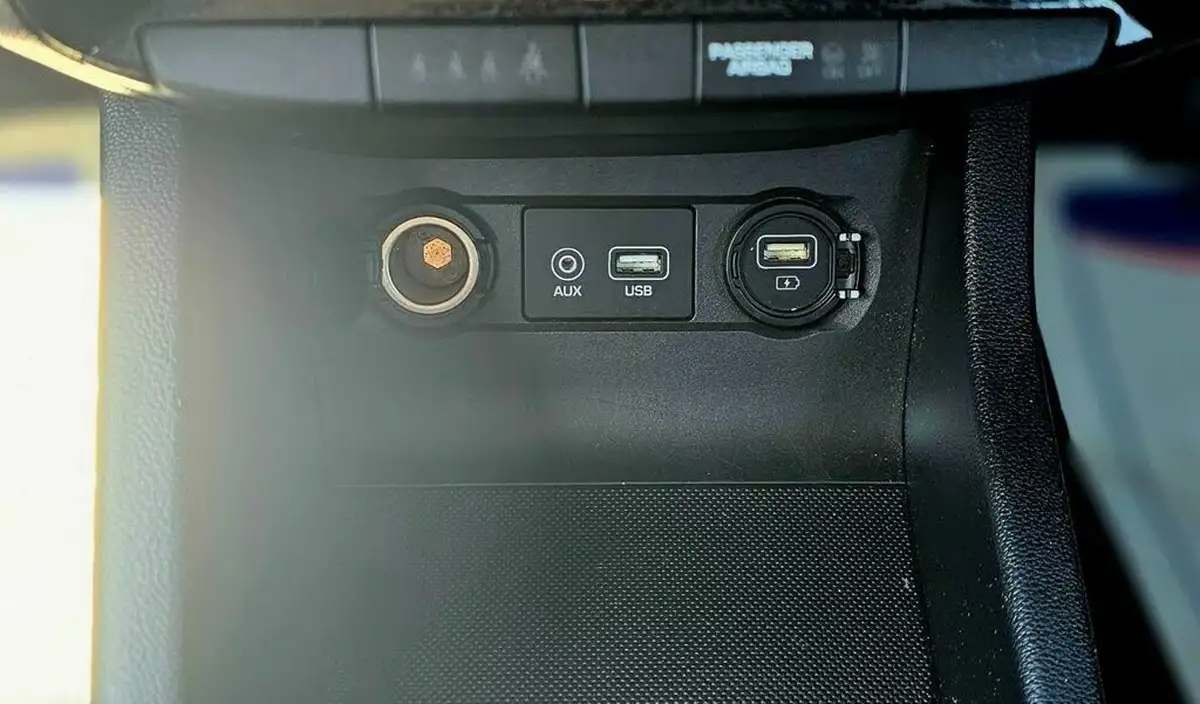 2019-hyundai-i20-12-se-mpi-hatchback-5d-big-20