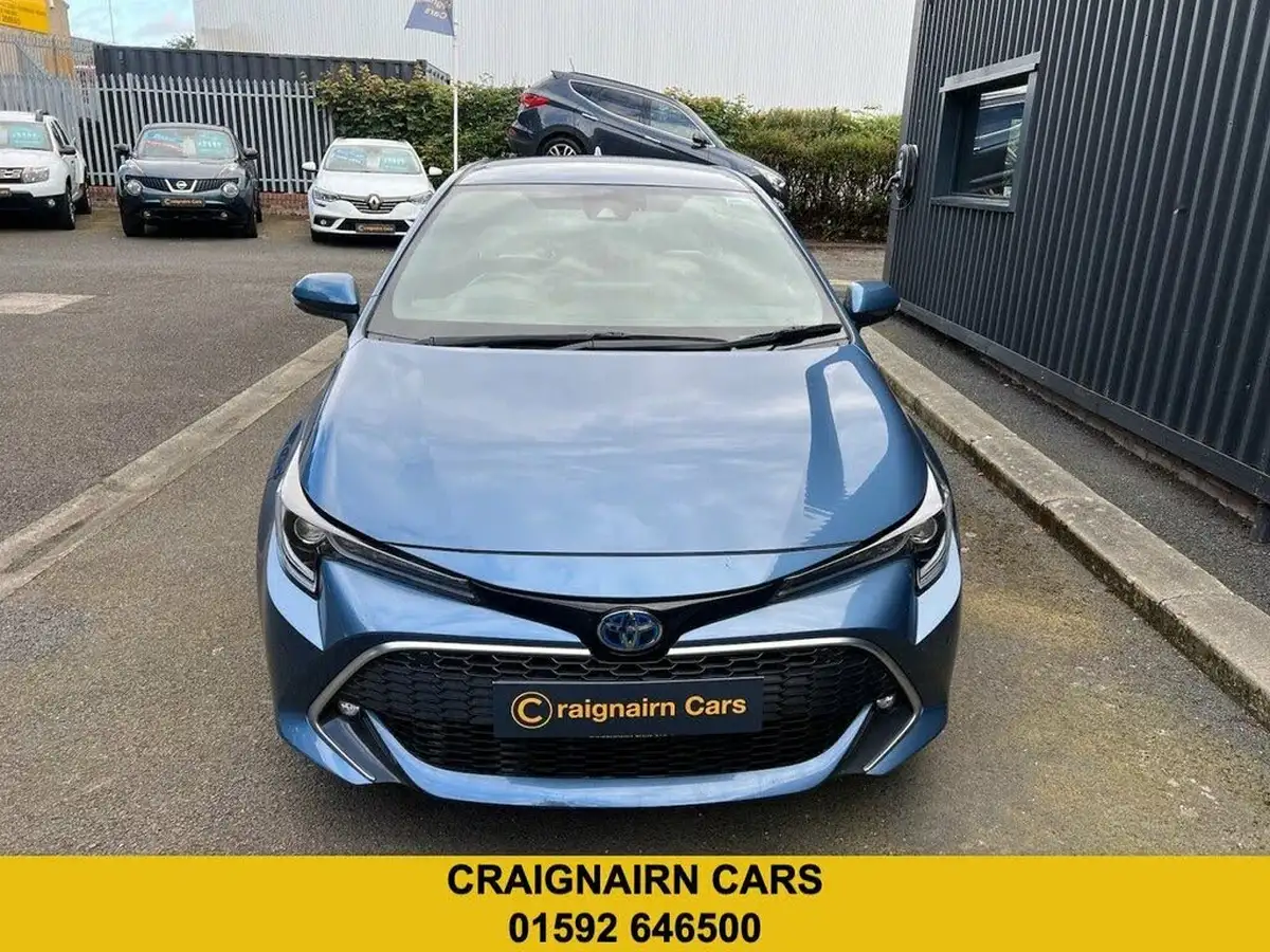 2020-toyota-corolla-18-vvt-i-excel-trk-hatchback-big-23