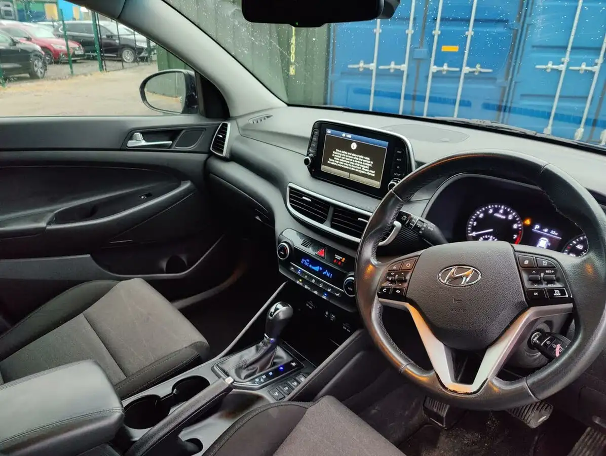 2019-hyundai-tucson-16-t-gdi-se-nav-dct-big-38