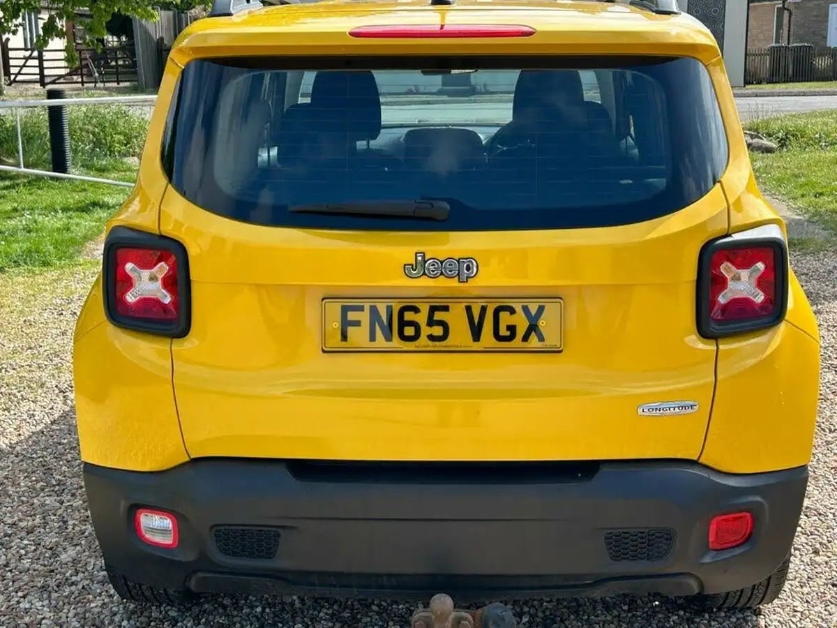 2015-jeep-renegade-14-multiair-ii-longitude-big-44