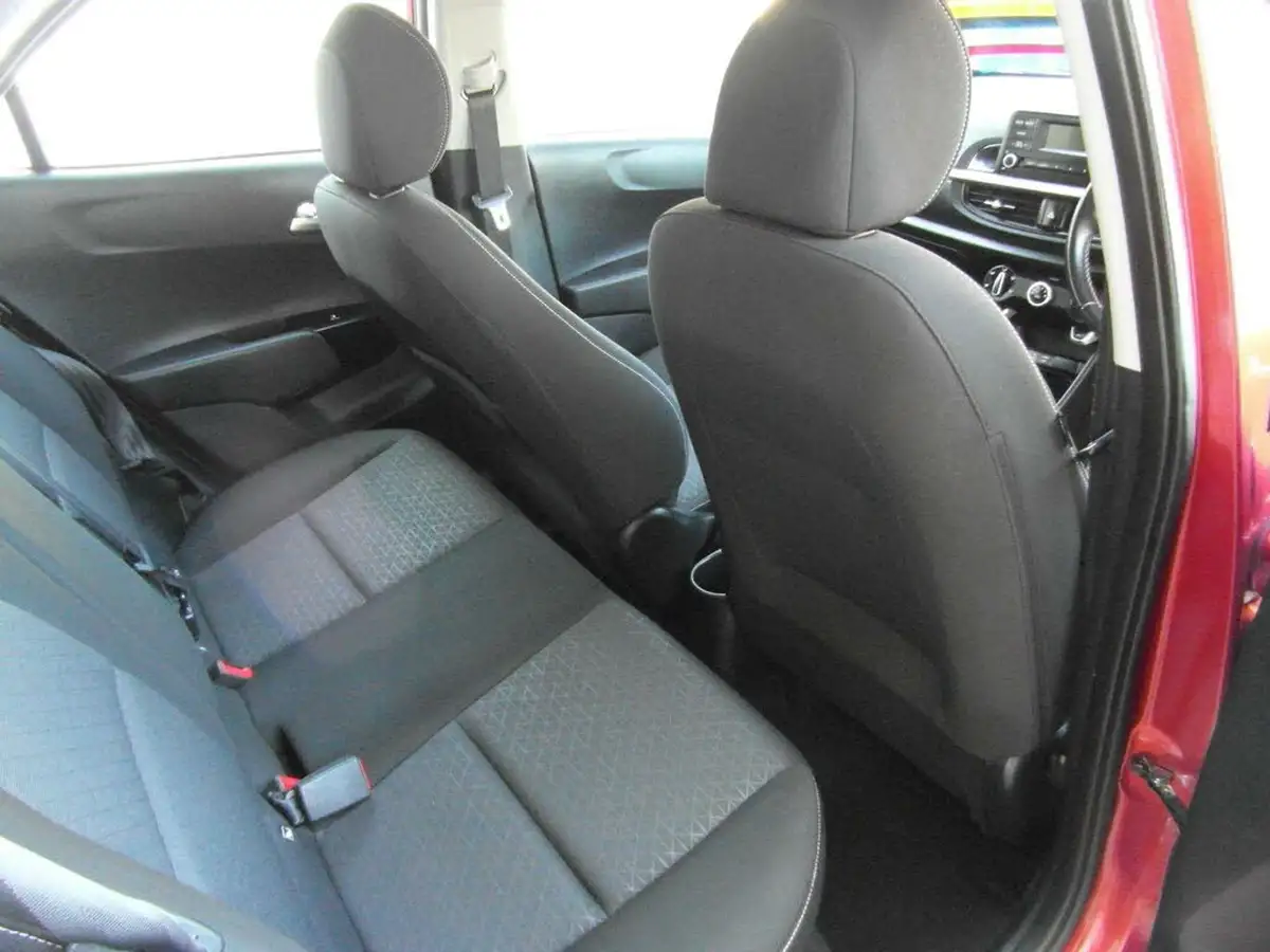 2017-kia-picanto-10-2-big-4