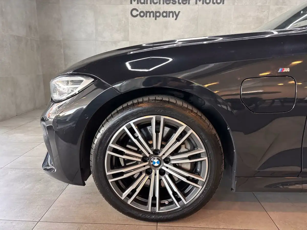 2020-bmw-3-series-20-330e-m-sport-saloon-4d-big-17