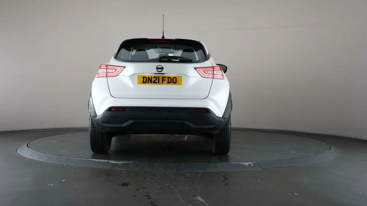 2021-nissan-juke-10-dig-t-visia-big-29