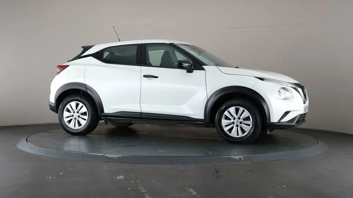 2021-nissan-juke-10-dig-t-visia-big-53