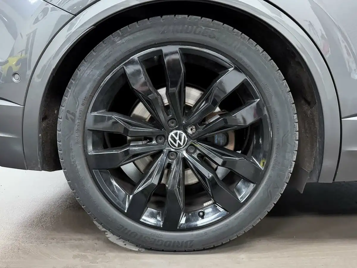 2022-volkswagen-touareg-30tsi-black-edition-big-62