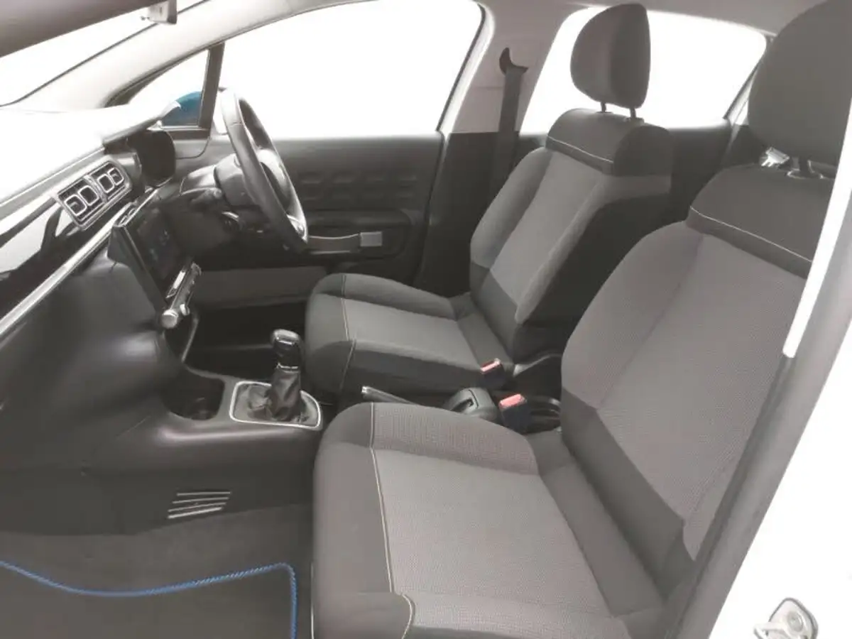 2021-citroen-c3-12-puretech-shine-83ps-big-4