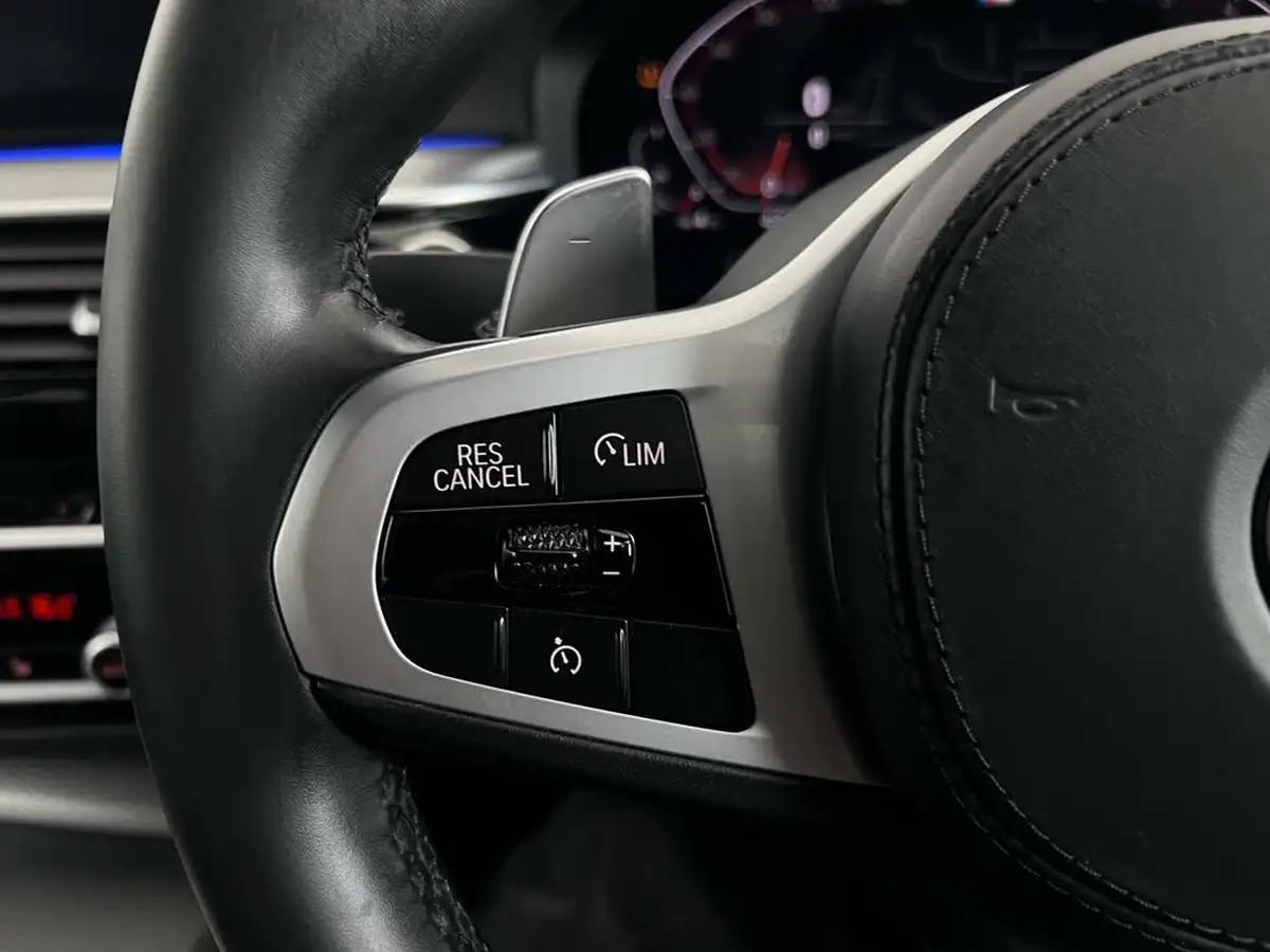 2020-bmw-5-series-20td-520d-m-sport-190ps-mht-saloon-4d-big-21