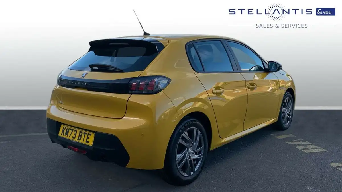 2023-peugeot-208-12-puretech-active-premium-big-2