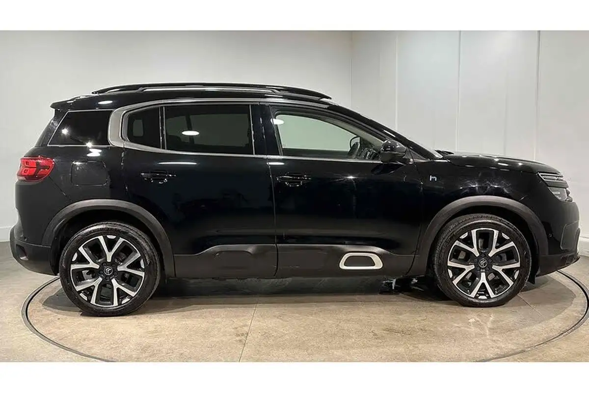 2022-citroen-c5-aircross-16-puretech-shine-plus-5d-big-4