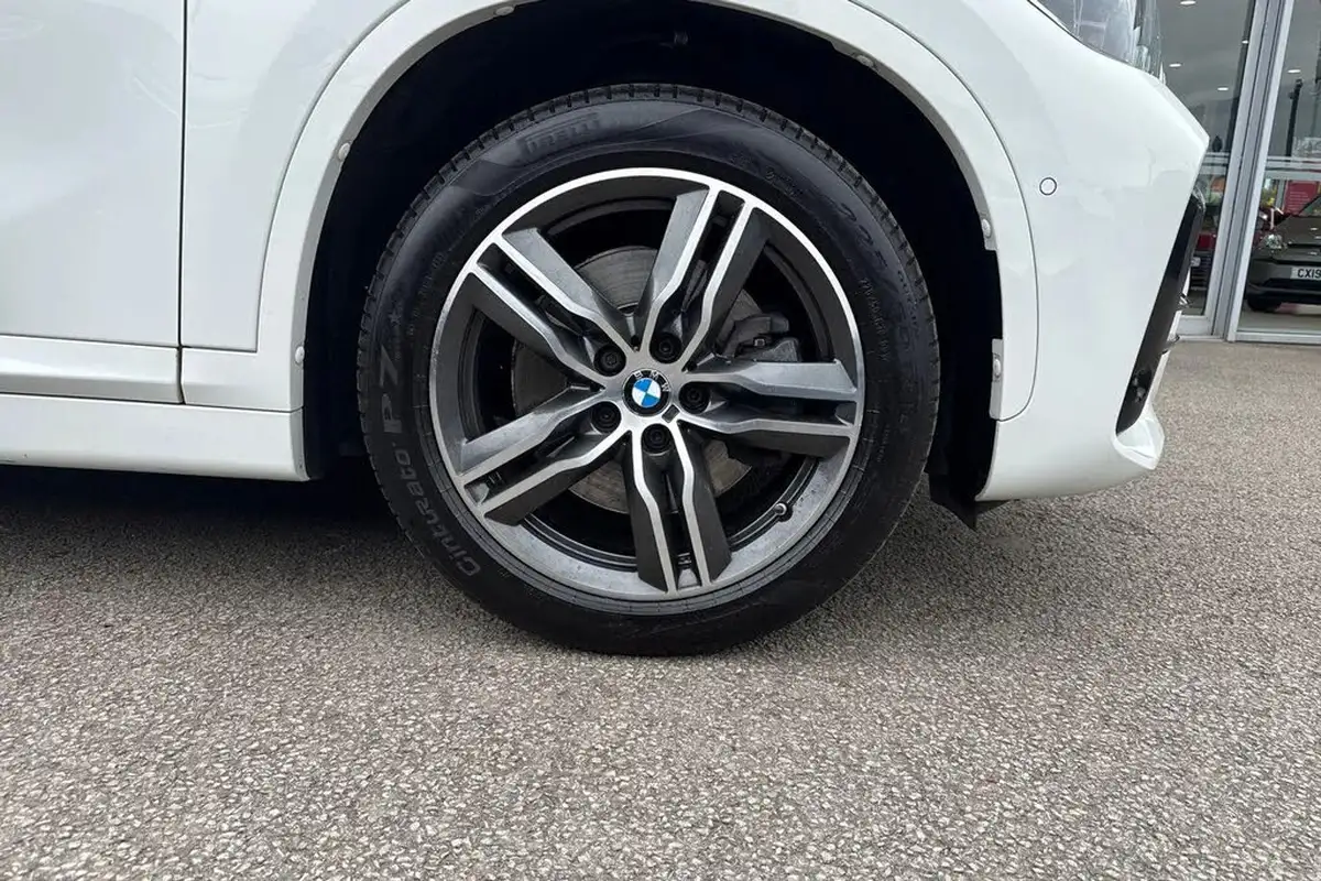 2019-bmw-x1-20-xdrive20i-m-sport-plus-pack-big-6