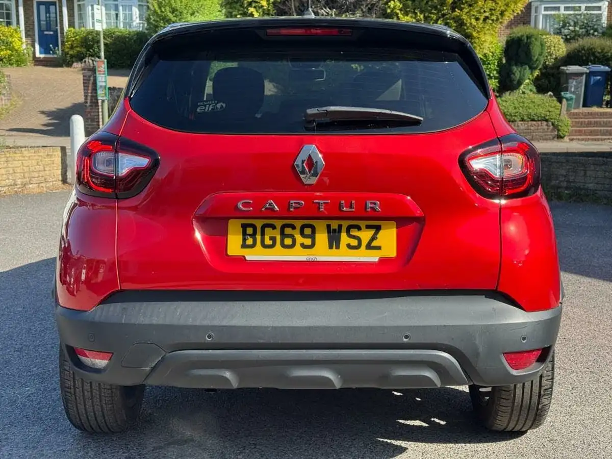 2019-renault-captur-09-tce-iconic-big-4