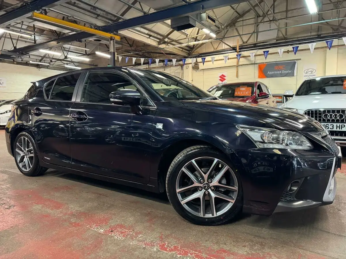 2015-lexus-ct-200h-18-f-sport-cvt-big-13