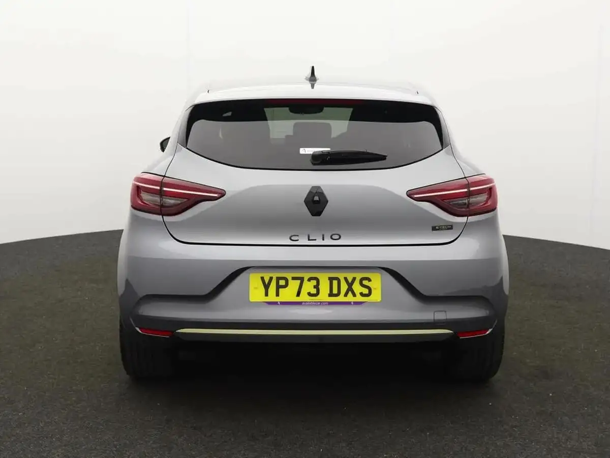 2023-renault-clio-16-engineered-big-3