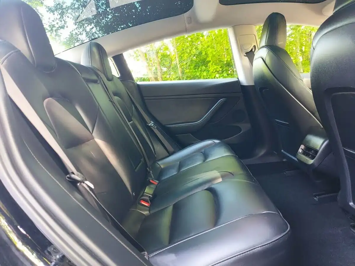 2021-tesla-model-3-e-long-range-4x4-big-32