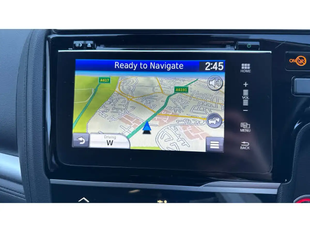2019-honda-jazz-13-i-vtec-ex-navi-big-24