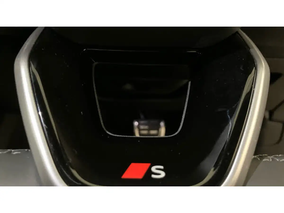 2025-audi-a6-e-tron-e-launch-edition-big-23