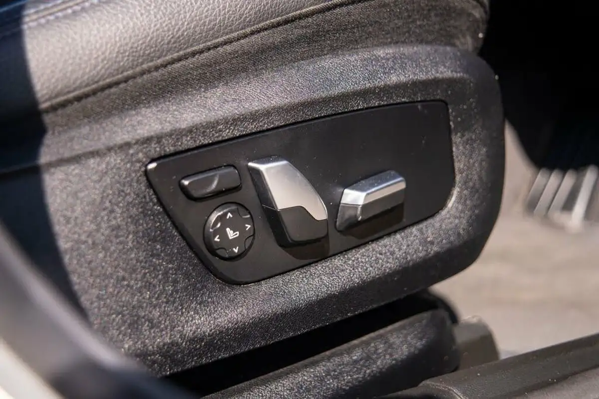 2019-bmw-6-series-20-630i-m-sport-big-29