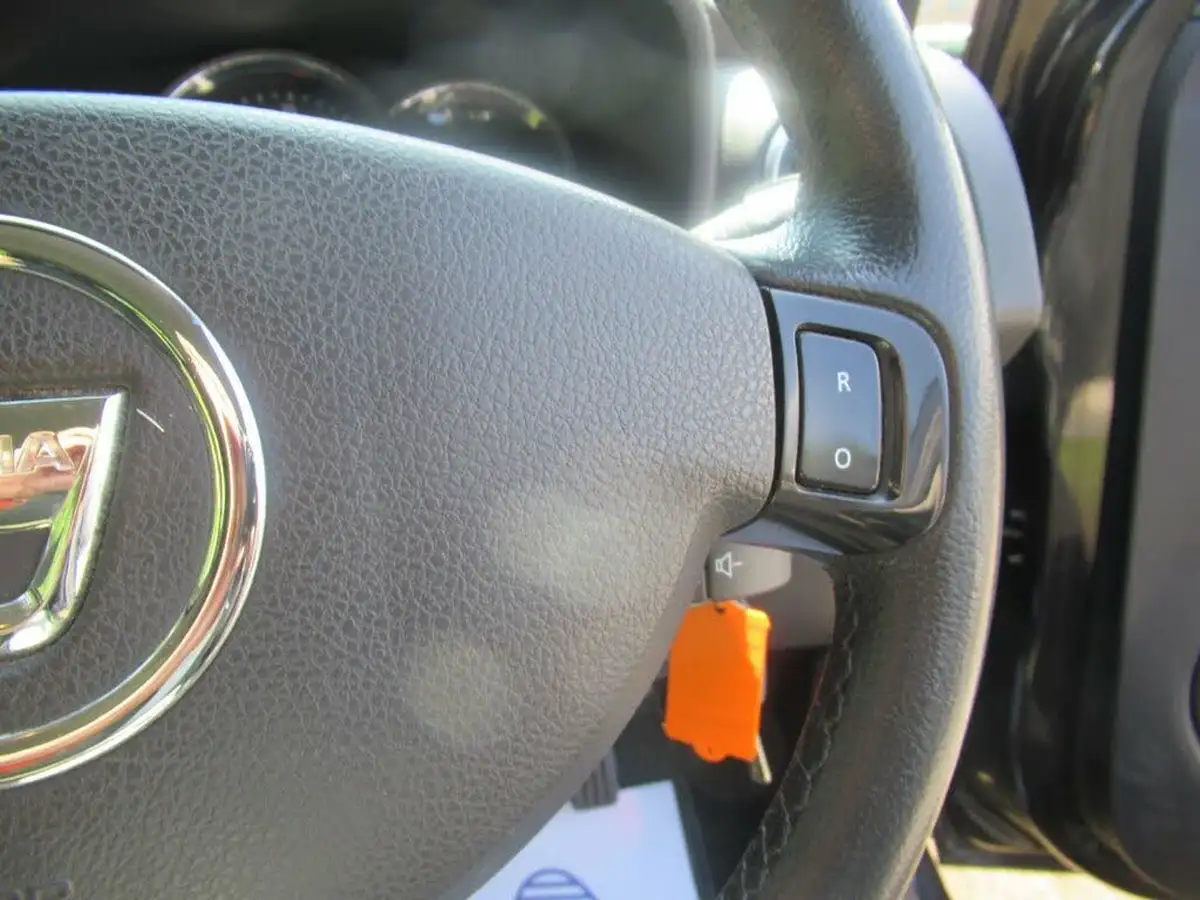 2015-dacia-logan-mcv-15dci-laureate-big-14