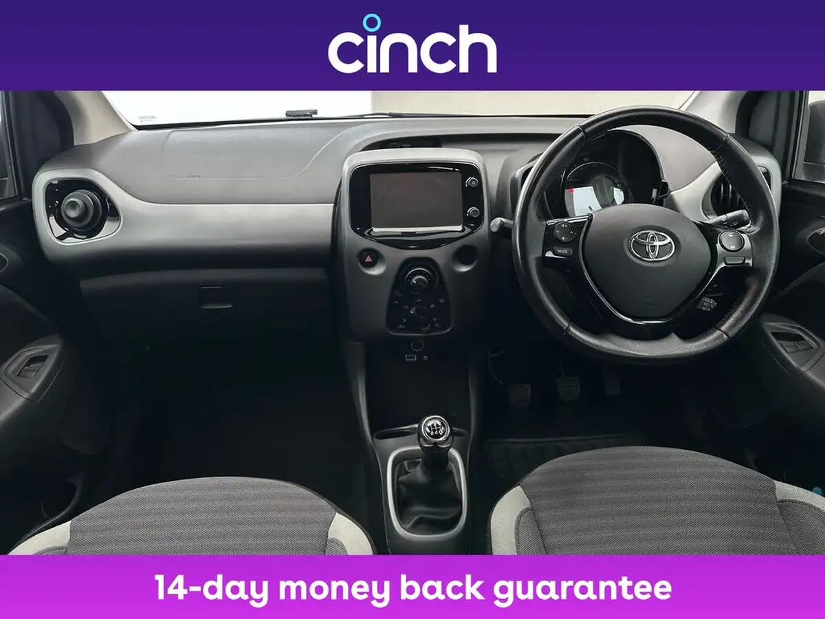 2019-toyota-aygo-10-vvt-i-x-play-big-14