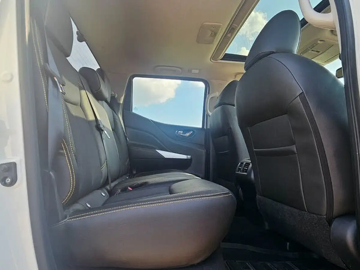 2019-nissan-navara-23dci-n-guard-auto-big-8