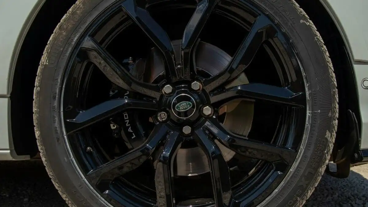 2021-land-rover-range-rover-sport-50-v8-p575-svr-carbon-edition-big-23