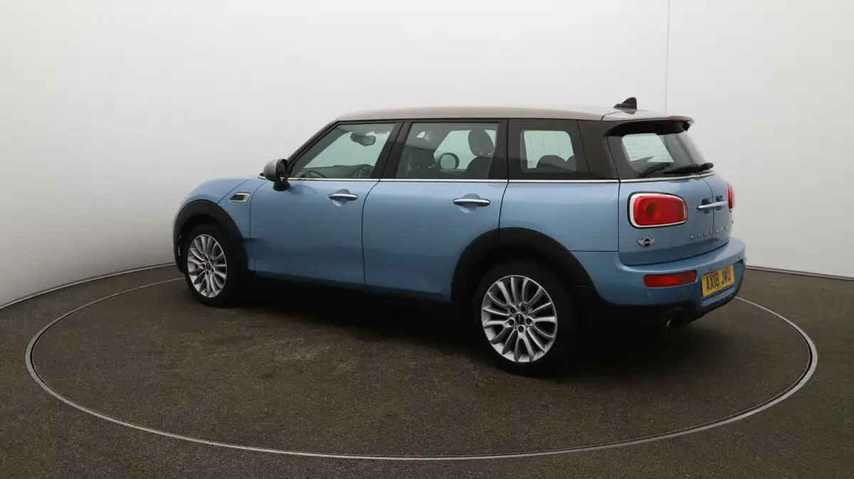 2018-mini-clubman-15-cooper-ss-big-31