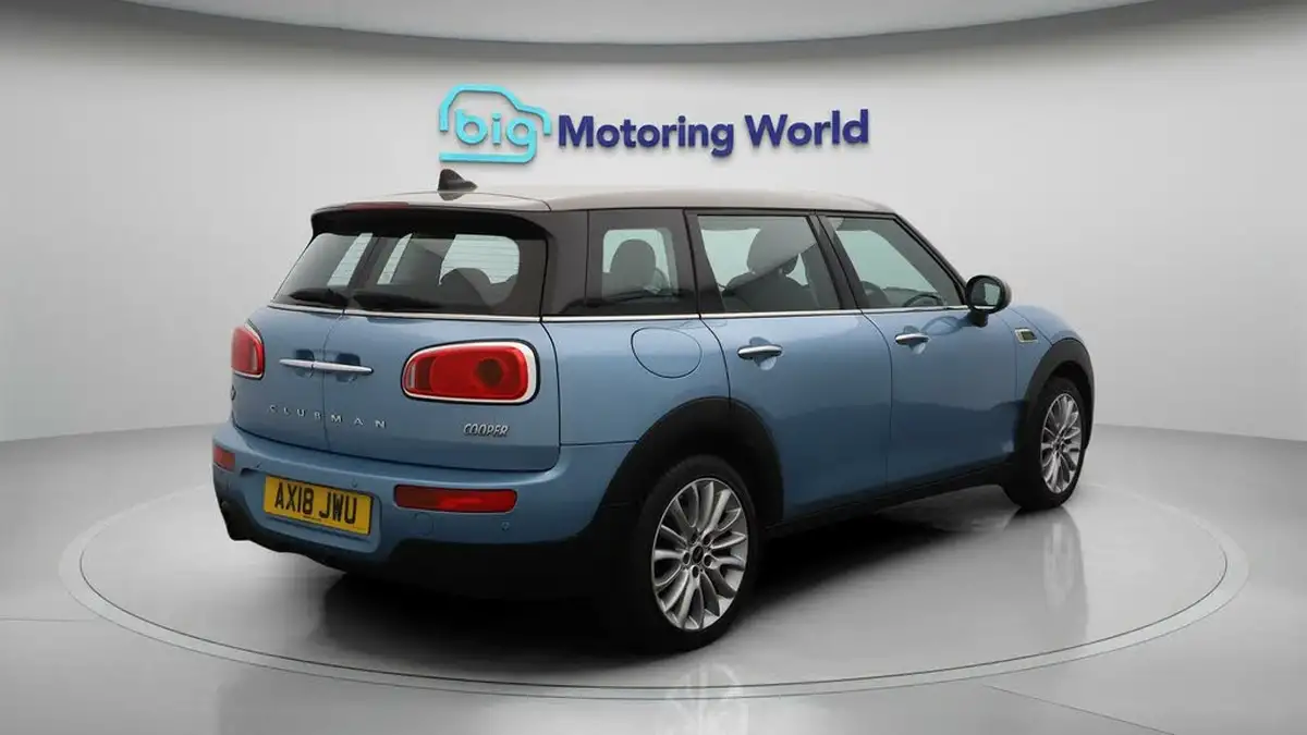 2018-mini-clubman-15-cooper-ss-big-7