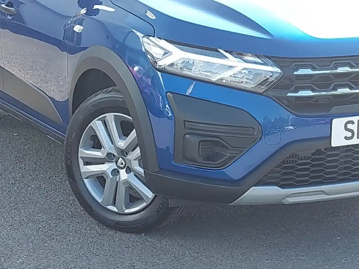 2021-dacia-sandero-stepway-10-tce-essential-90bhp-big-8