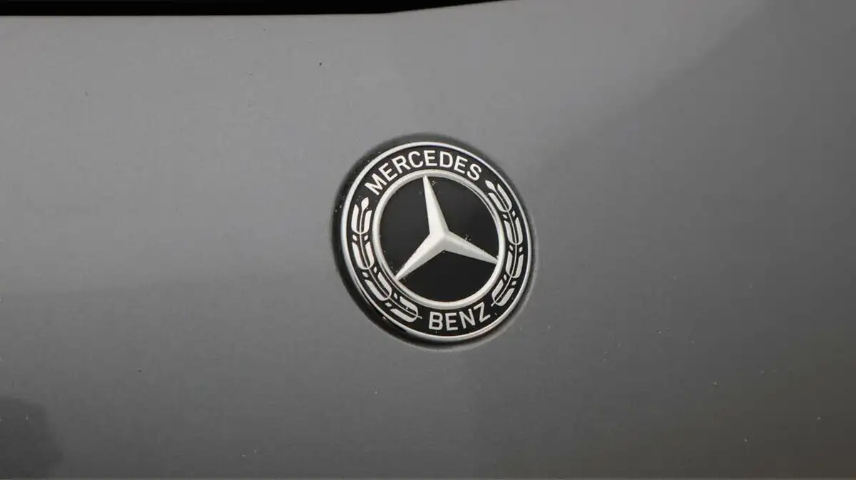 2018-mercedes-benz-a-class-15d-a180d-sport-109ps-executivess-hatchback-5d-7g-dct-big-21