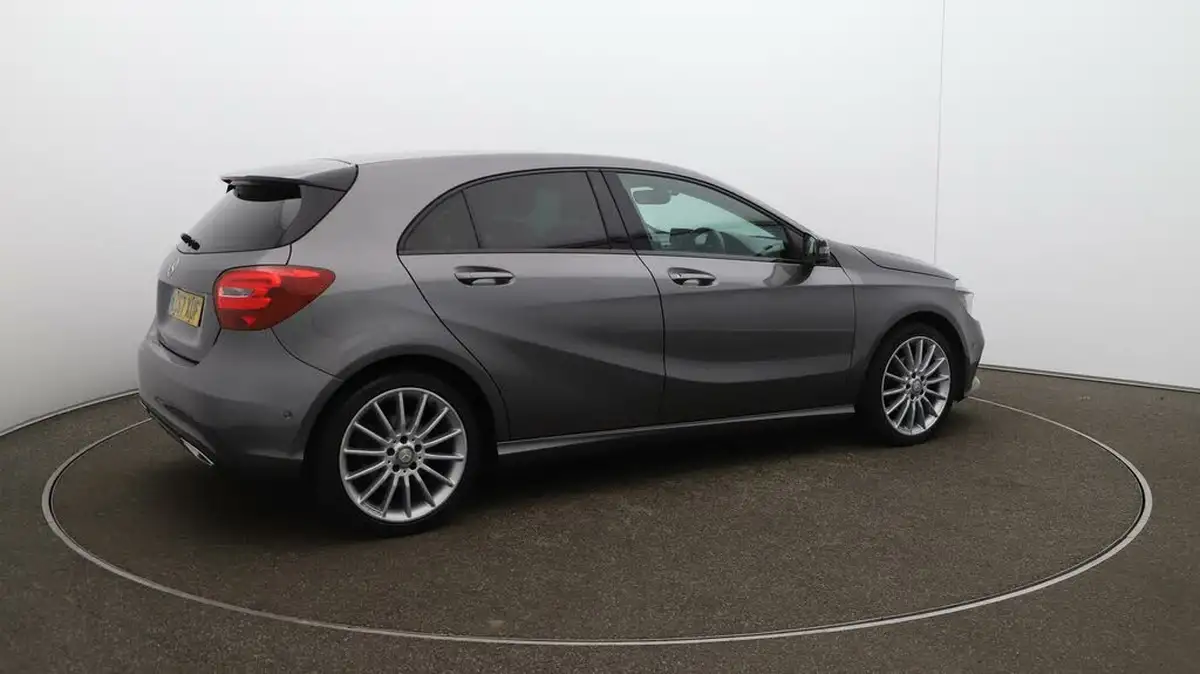 2018-mercedes-benz-a-class-15d-a180d-sport-109ps-executivess-hatchback-5d-7g-dct-big-49