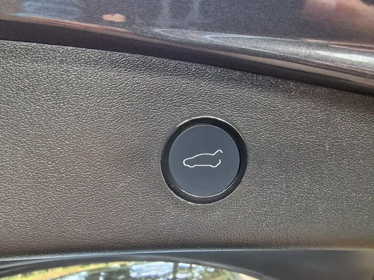 2021-tesla-model-3-e-standard-plus-big-32