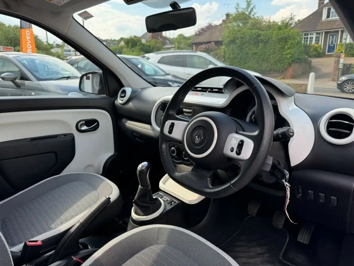 2017-renault-twingo-10-sce-dynamique-big-14